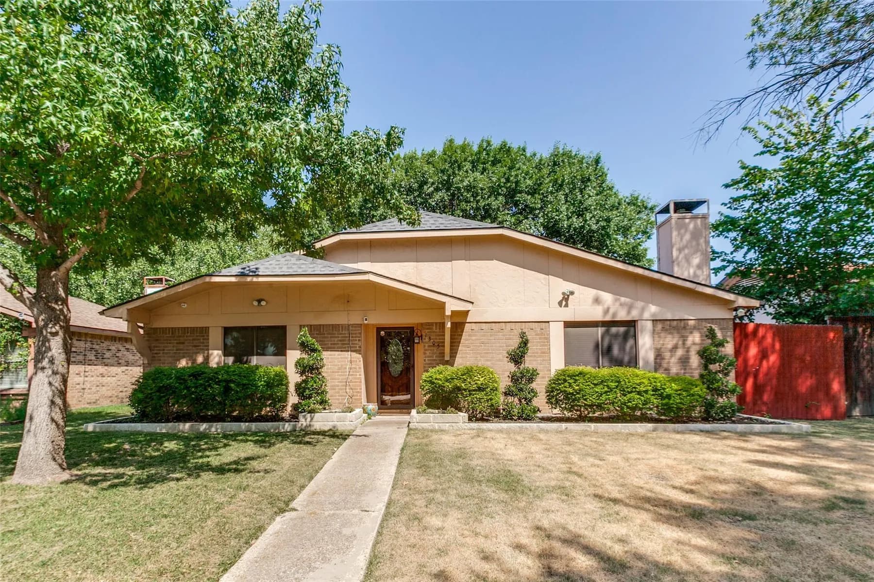 1305 Blanco Lane, Garland